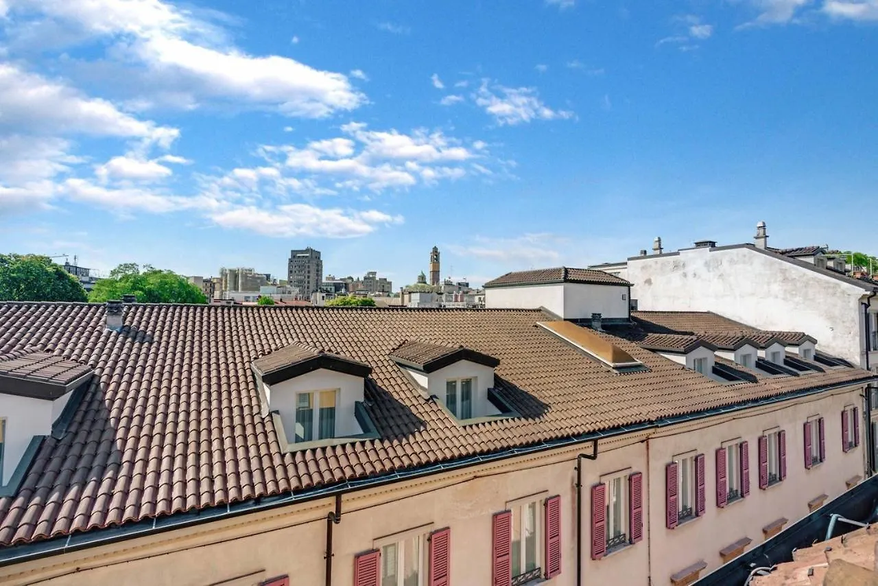 Апартаменты Montenapoleone Luxury Penthouse Милан