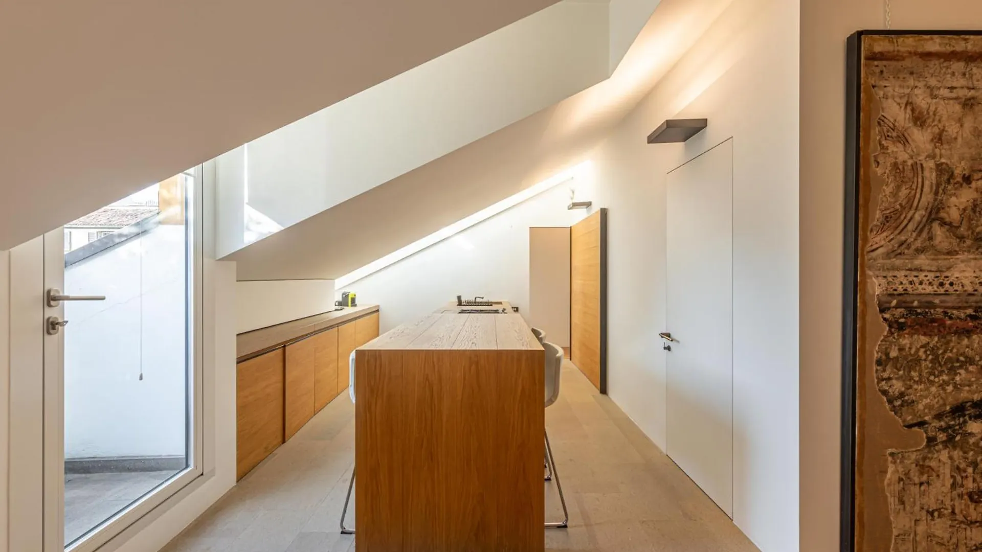 Апартаменты Montenapoleone Luxury Penthouse Милан 0*,  Италия
