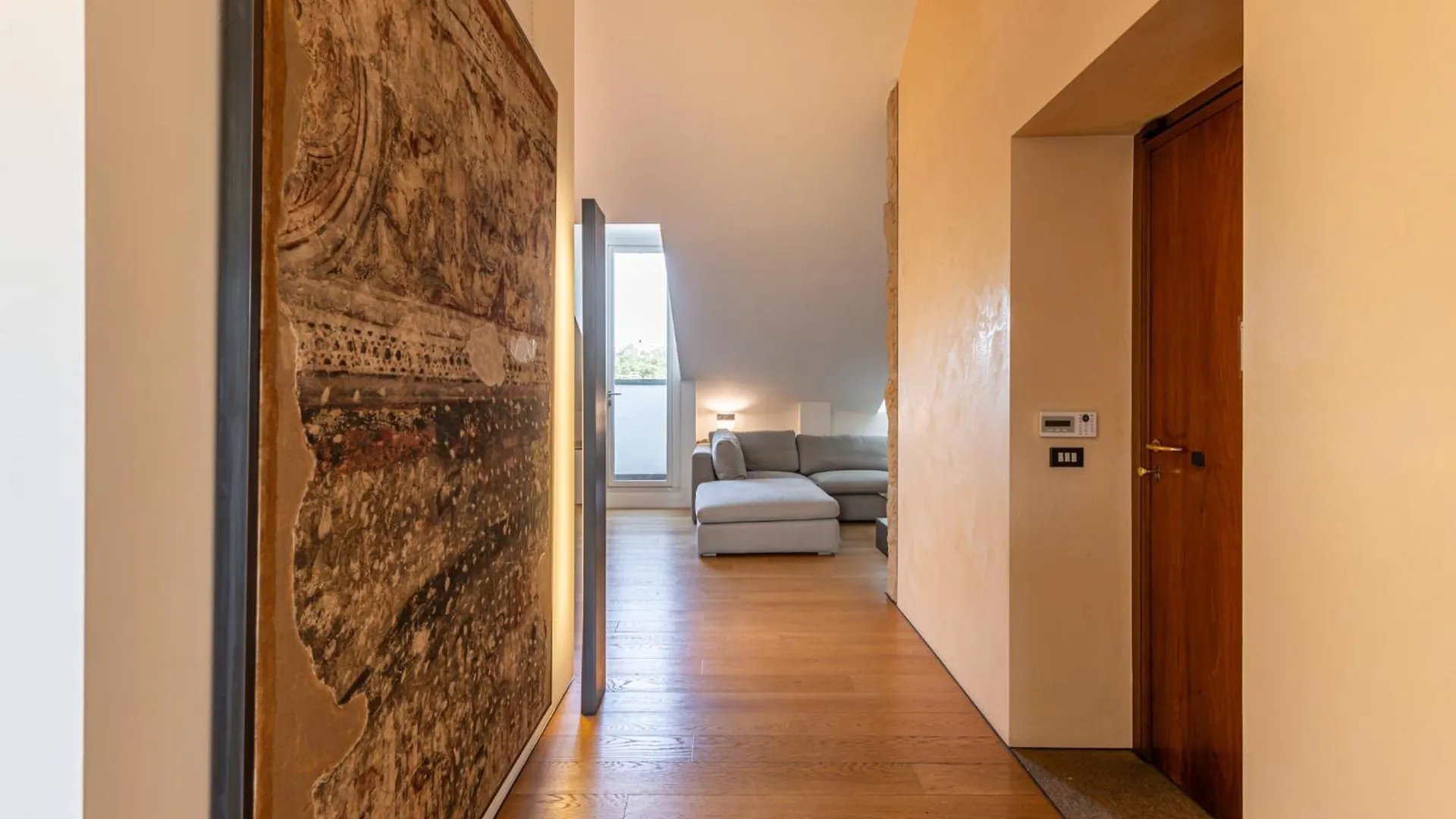 Апартаменты Montenapoleone Luxury Penthouse Милан 0*,