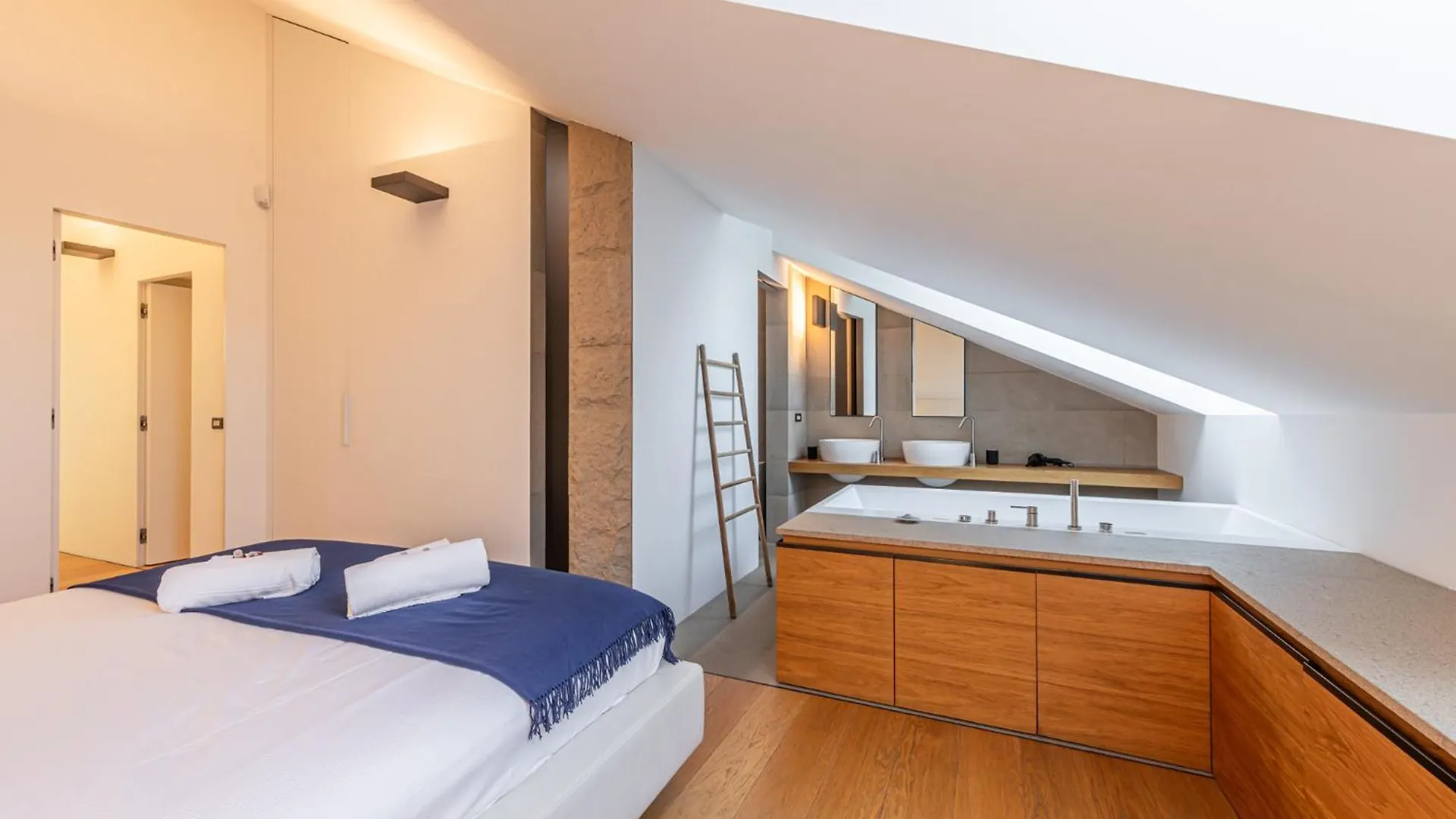 Апартаменты Montenapoleone Luxury Penthouse Милан